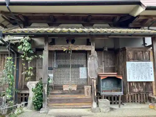 高寺院の本殿・本堂