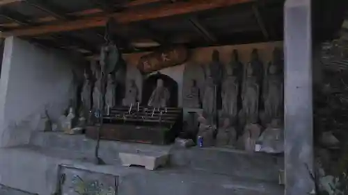 椿堂　遍照院の仏像