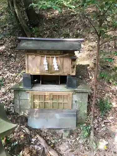 玉作湯神社の末社