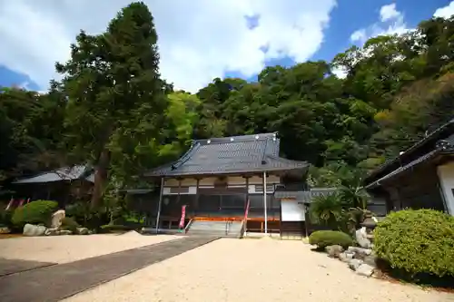 金剛寺の本殿・本堂