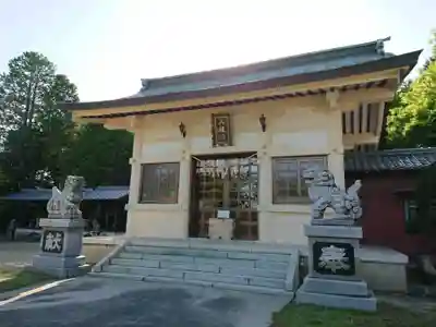 八柱社の本殿・本堂