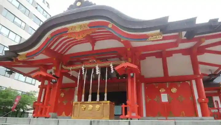 花園神社の本殿・本堂