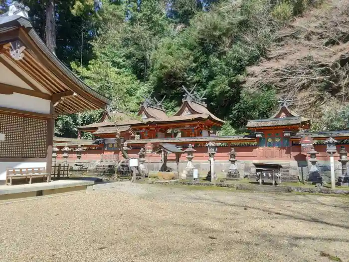 宇太水分神社の建物その他