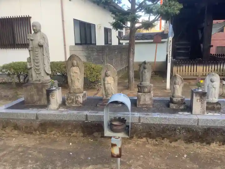 長久寺の地蔵