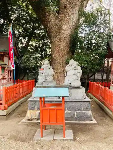 長田神社の像