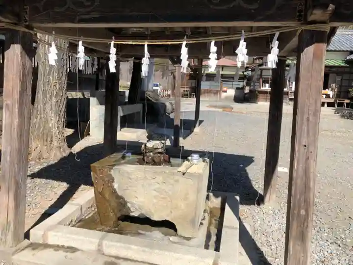 椋神社の手水舎