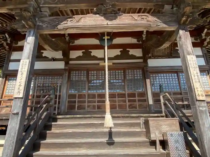 常福寺の本殿・本堂