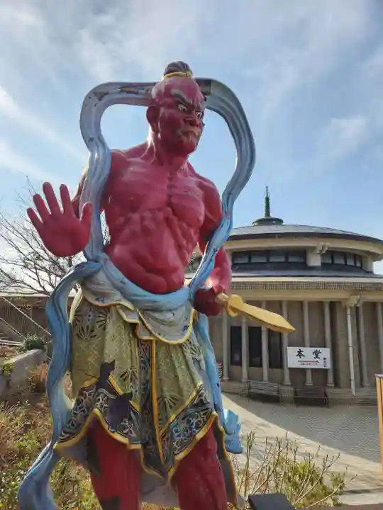 最福寺別院江の島大師の像