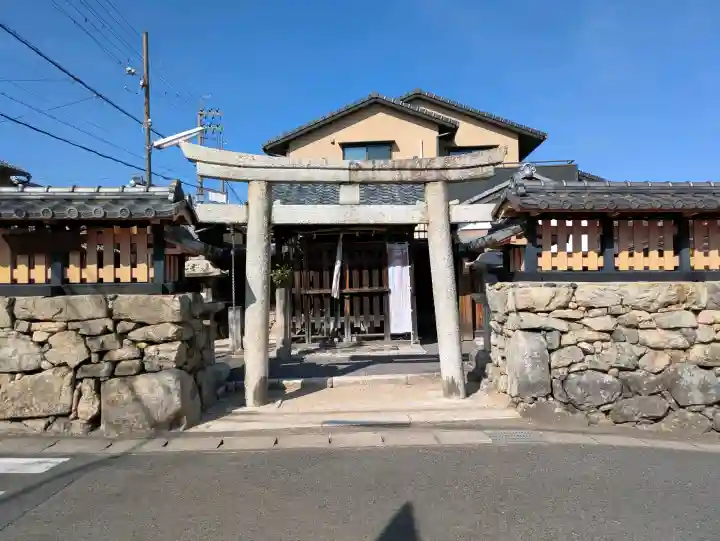 福成神社の{uncategorized: "未分類", other: "その他", undefined: "問題あり", building: "その他建物", grave: "お墓", sacred_gate: "鳥居", guardian: "狛犬", statue: "像", buddha: "仏像", history: "歴史", nature: "自然", garden: "庭園", animal: "動物", pagoda: "塔", temizu: "手水舎", mountain_gate: "山門・神門", sanctuary: "本殿・本堂", subordinate: "末社・摂社", art: "芸術", scenery: "景色", jizo: "地蔵", ema: "絵馬", goshuin: "御朱印", omikuji: "おみくじ", items: "授与品その他", amulet: "お守り", goshuincho: "御朱印帳", eats: "食事", festival: "お祭り", votive_dance: "神楽", shichigosan: "七五三参", wedding: "結婚式", experience: "体験その他", initially: "初詣", around: "周辺", anti_infection: "感染症対策"}