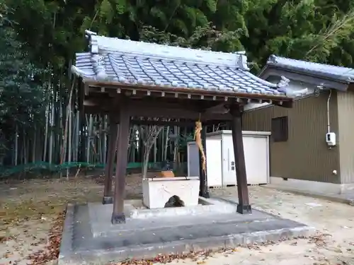 立野天神社の手水舎