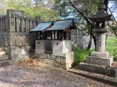田潮八幡神社の末社・摂社