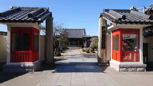 最勝寺の山門