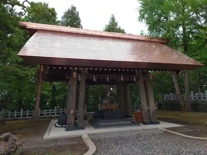 上川神社の手水舎