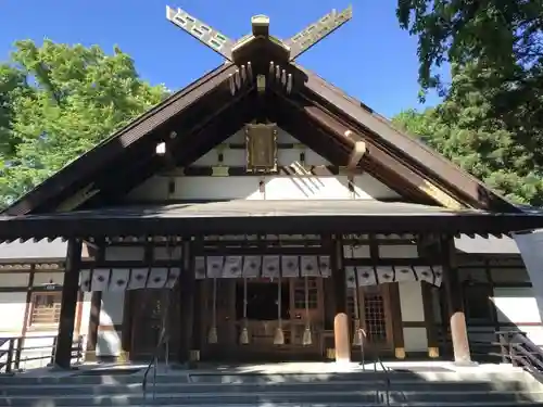 新琴似神社の本殿