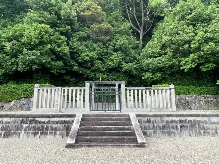 元明天皇陵(奈保山東陵)(奈良県)