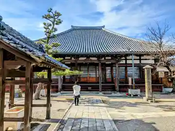勅願院 観音寺の本殿・本堂