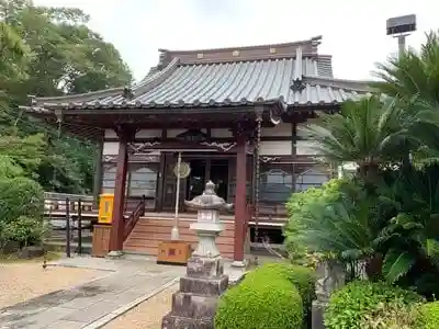 本行寺の本殿