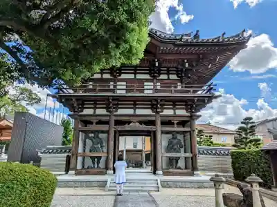 味鏡山 護國院の山門・神門