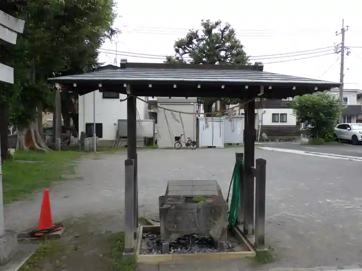 鵜ノ木八幡神社の手水舎