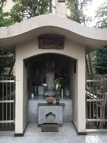 飯田堀延命地蔵尊の地蔵