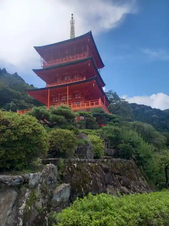 青岸渡寺(和歌山県)