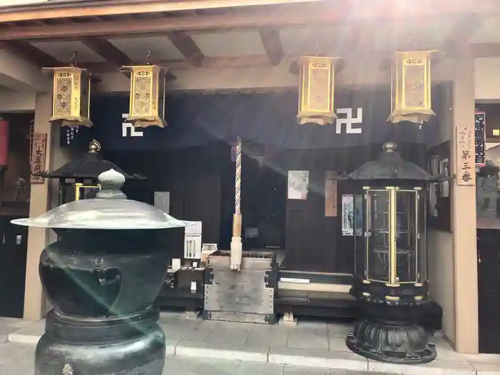 大観音寺の本殿・本堂