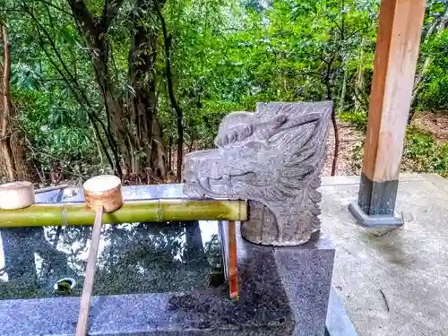 日長神社の手水舎