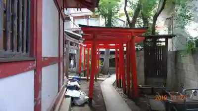 王子稲荷神社の鳥居