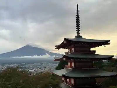 新倉富士浅間神社(山梨県)