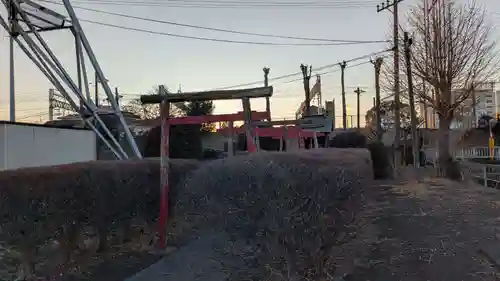 交安稲荷神社の鳥居