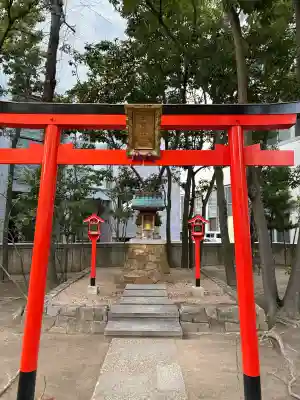 玉吉稲荷社の{uncategorized: "未分類", other: "その他", undefined: "問題あり", building: "その他建物", grave: "お墓", sacred_gate: "鳥居", guardian: "狛犬", statue: "像", buddha: "仏像", history: "歴史", nature: "自然", garden: "庭園", animal: "動物", pagoda: "塔", temizu: "手水舎", mountain_gate: "山門・神門", sanctuary: "本殿・本堂", subordinate: "末社・摂社", art: "芸術", scenery: "景色", jizo: "地蔵", ema: "絵馬", goshuin: "御朱印", omikuji: "おみくじ", items: "授与品その他", amulet: "お守り", goshuincho: "御朱印帳", eats: "食事", festival: "お祭り", votive_dance: "神楽", shichigosan: "七五三参", wedding: "結婚式", experience: "体験その他", initially: "初詣", around: "周辺", anti_infection: "感染症対策"}