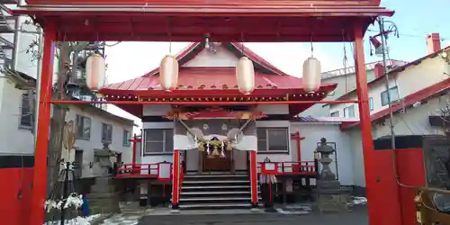 北見稲荷神社の本殿