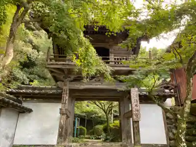 清水寺の山門・神門