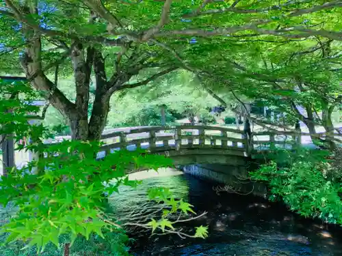 土津神社｜こどもと出世の神さまの庭園