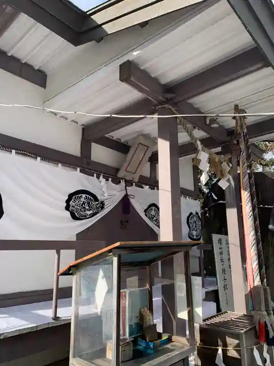 三ツ石神社の本殿・本堂