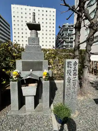 太融寺の{uncategorized: "未分類", other: "その他", undefined: "問題あり", building: "その他建物", grave: "お墓", sacred_gate: "鳥居", guardian: "狛犬", statue: "像", buddha: "仏像", history: "歴史", nature: "自然", garden: "庭園", animal: "動物", pagoda: "塔", temizu: "手水舎", mountain_gate: "山門・神門", sanctuary: "本殿・本堂", subordinate: "末社・摂社", art: "芸術", scenery: "景色", jizo: "地蔵", ema: "絵馬", goshuin: "御朱印", omikuji: "おみくじ", items: "授与品その他", amulet: "お守り", goshuincho: "御朱印帳", eats: "食事", festival: "お祭り", votive_dance: "神楽", shichigosan: "七五三参", wedding: "結婚式", experience: "体験その他", initially: "初詣", around: "周辺", anti_infection: "感染症対策"}