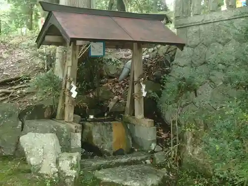 八王子神社の手水