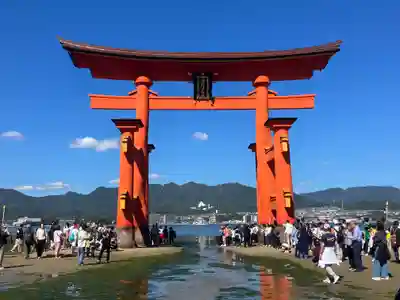 厳島神社(広島県)