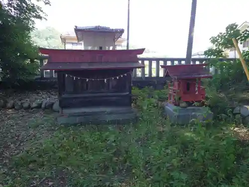 大井俣窪八幡神社の末社