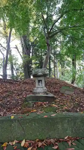 おさん稲荷神社の末社・摂社