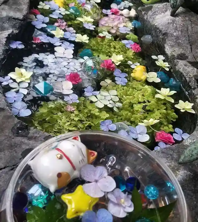 三輪神社の手水舎