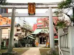 御霊社の鳥居