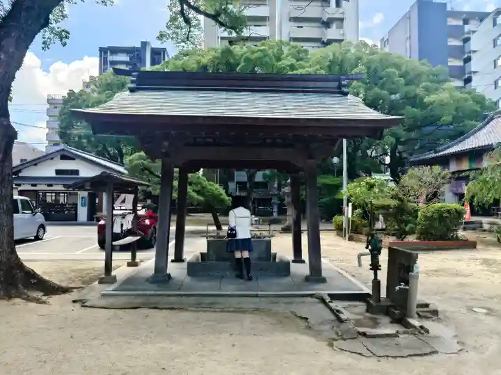 崇福寺の手水舎