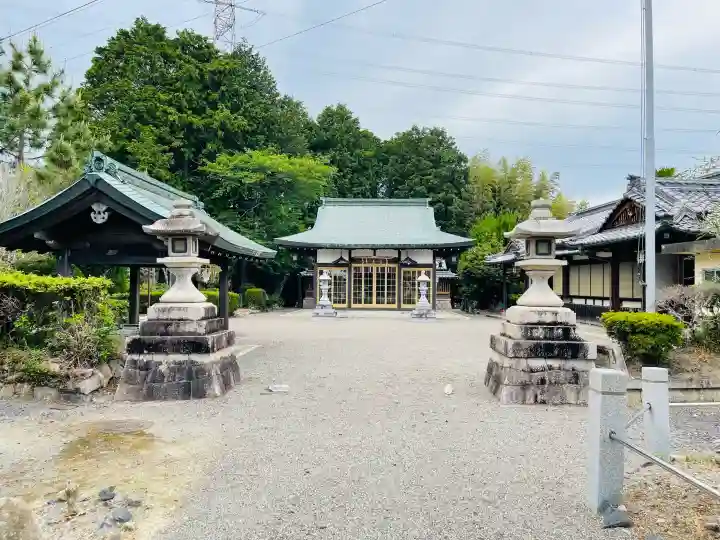八坂神社の{uncategorized: "未分類", other: "その他", undefined: "問題あり", building: "その他建物", grave: "お墓", sacred_gate: "鳥居", guardian: "狛犬", statue: "像", buddha: "仏像", history: "歴史", nature: "自然", garden: "庭園", animal: "動物", pagoda: "塔", temizu: "手水舎", mountain_gate: "山門・神門", sanctuary: "本殿・本堂", subordinate: "末社・摂社", art: "芸術", scenery: "景色", jizo: "地蔵", ema: "絵馬", goshuin: "御朱印", omikuji: "おみくじ", items: "授与品その他", amulet: "お守り", goshuincho: "御朱印帳", eats: "食事", festival: "お祭り", votive_dance: "神楽", shichigosan: "七五三参", wedding: "結婚式", experience: "体験その他", initially: "初詣", around: "周辺", anti_infection: "感染症対策"}