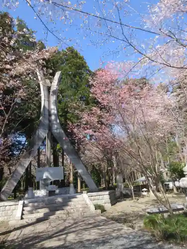 茨城縣護國神社の塔