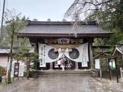 熊野本宮大社の山門・神門