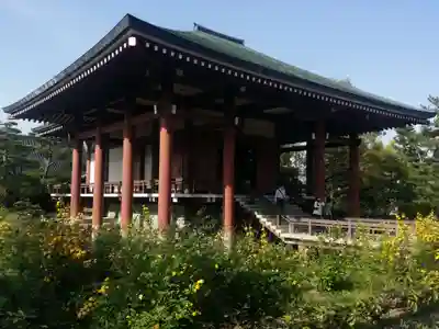 中宮寺の本殿・本堂