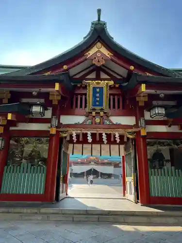 日枝神社の山門