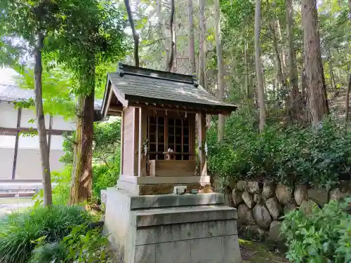 岩作御嶽山（御嶽神社）の末社・摂社