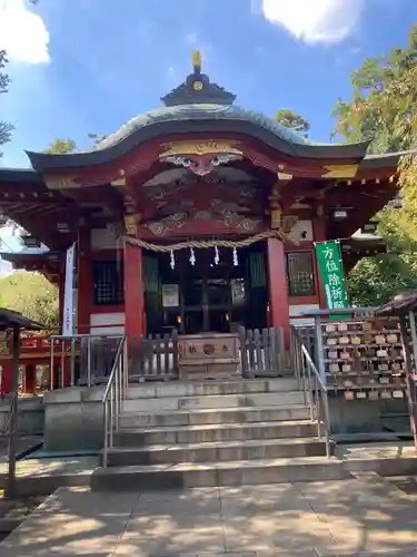 山王稲穂神社の本殿